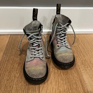 TODDLER 1460 PASCAL IRIDESCENT LACE UP BOOTS